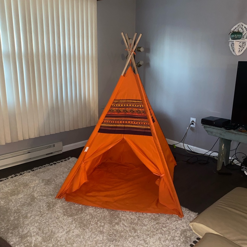Collapsible Tee Pee